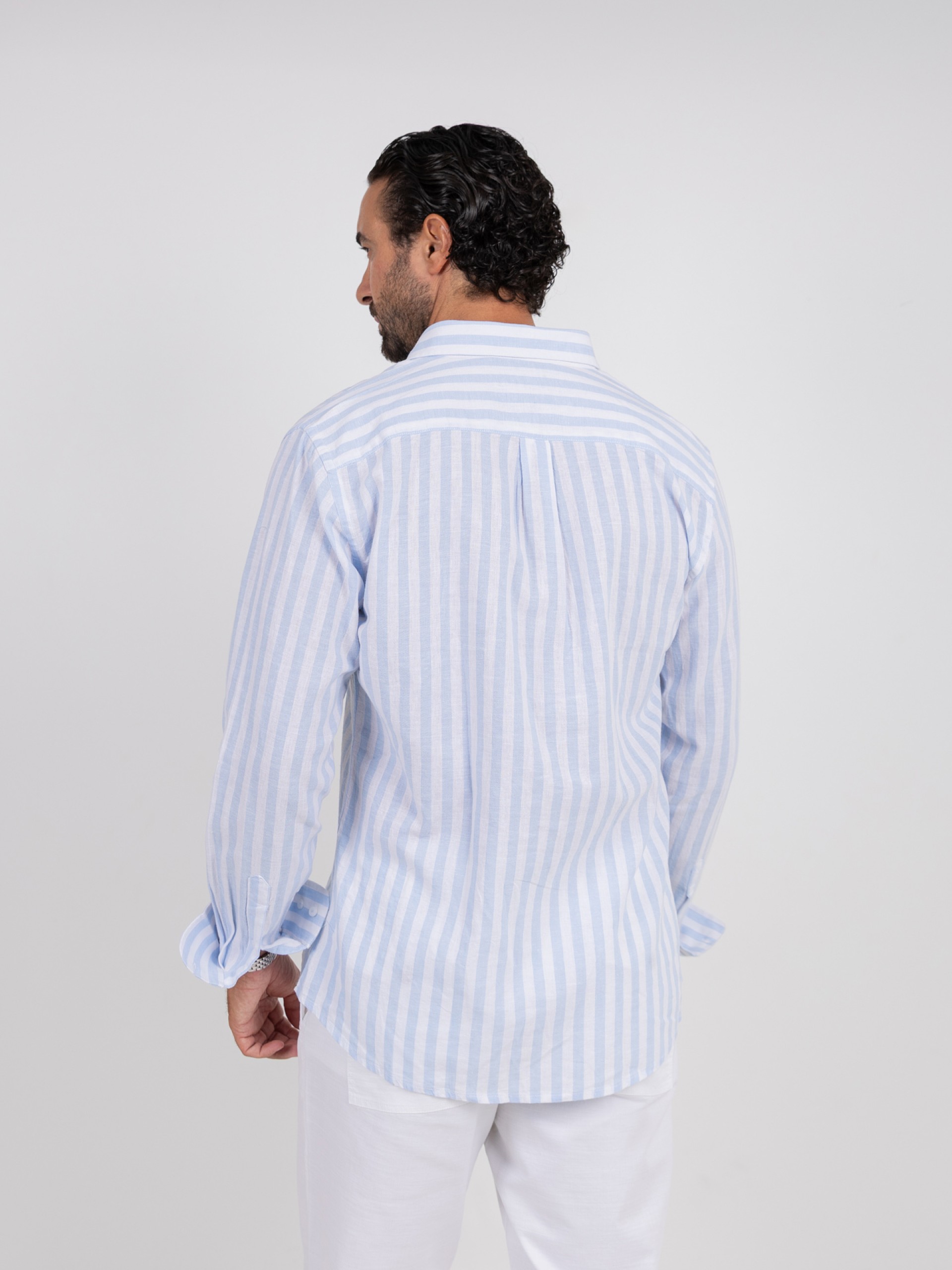 Camisa de linho e algodão padrão de risca