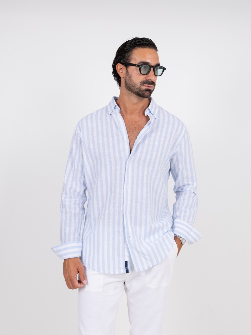 Camisa de linho e algodão padrão de risca