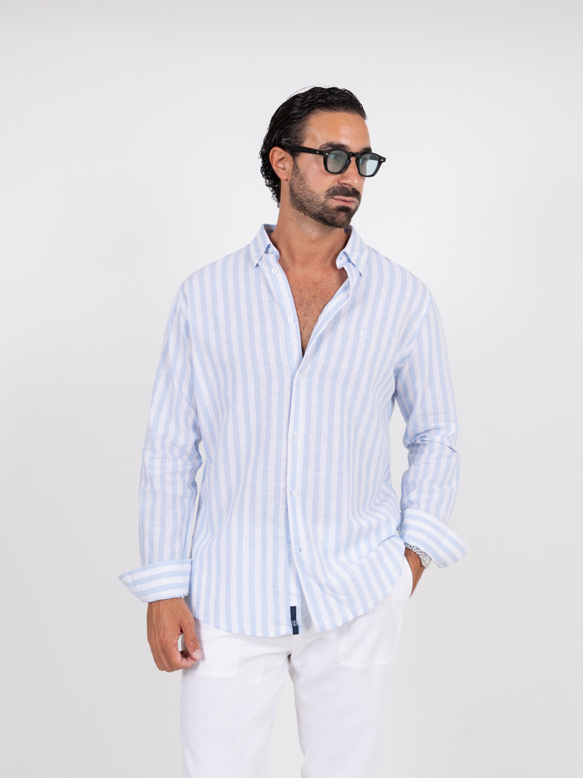 Camisa de linho e algodão padrão de risca