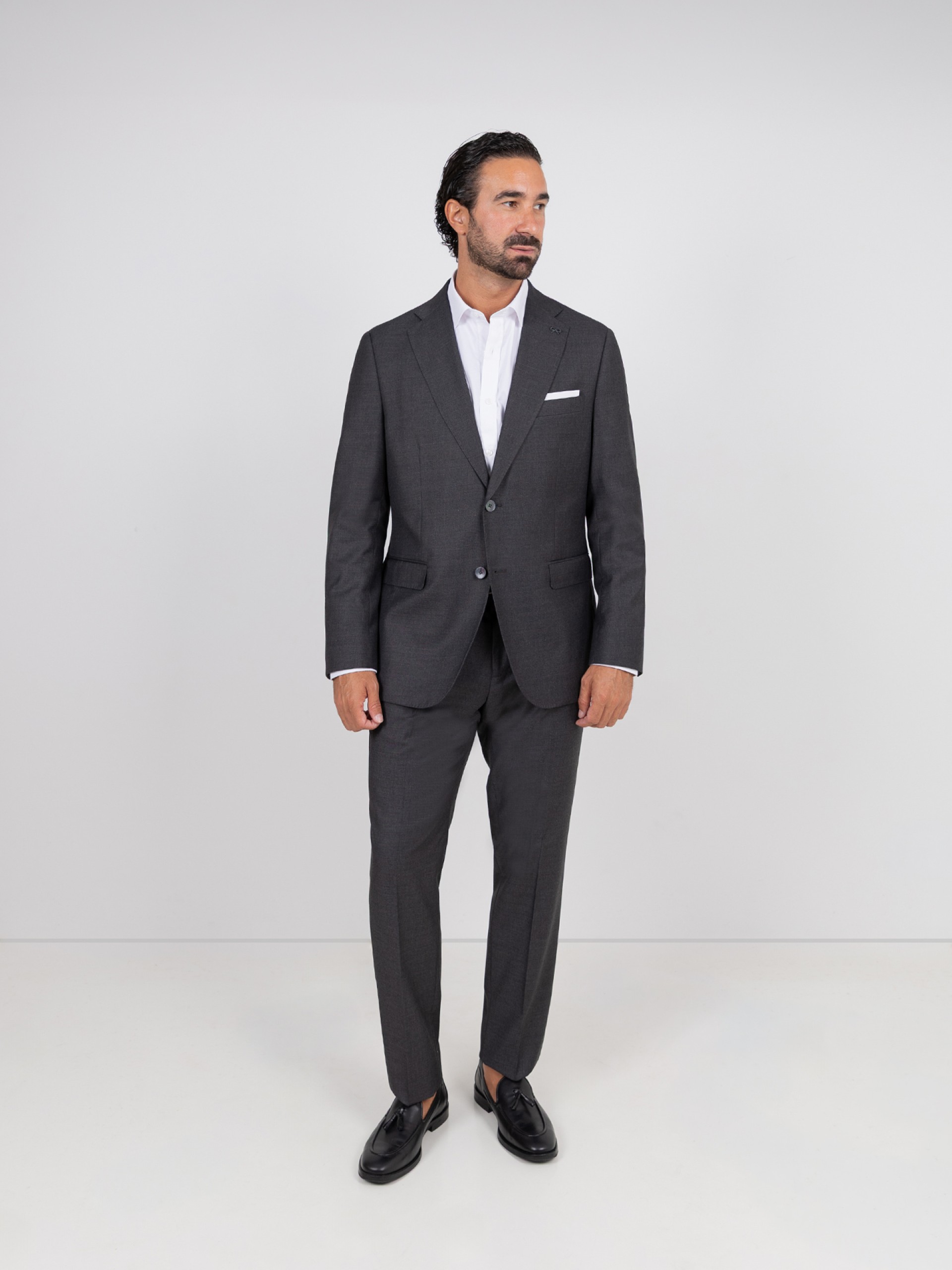 Fato liso regular fit com lã