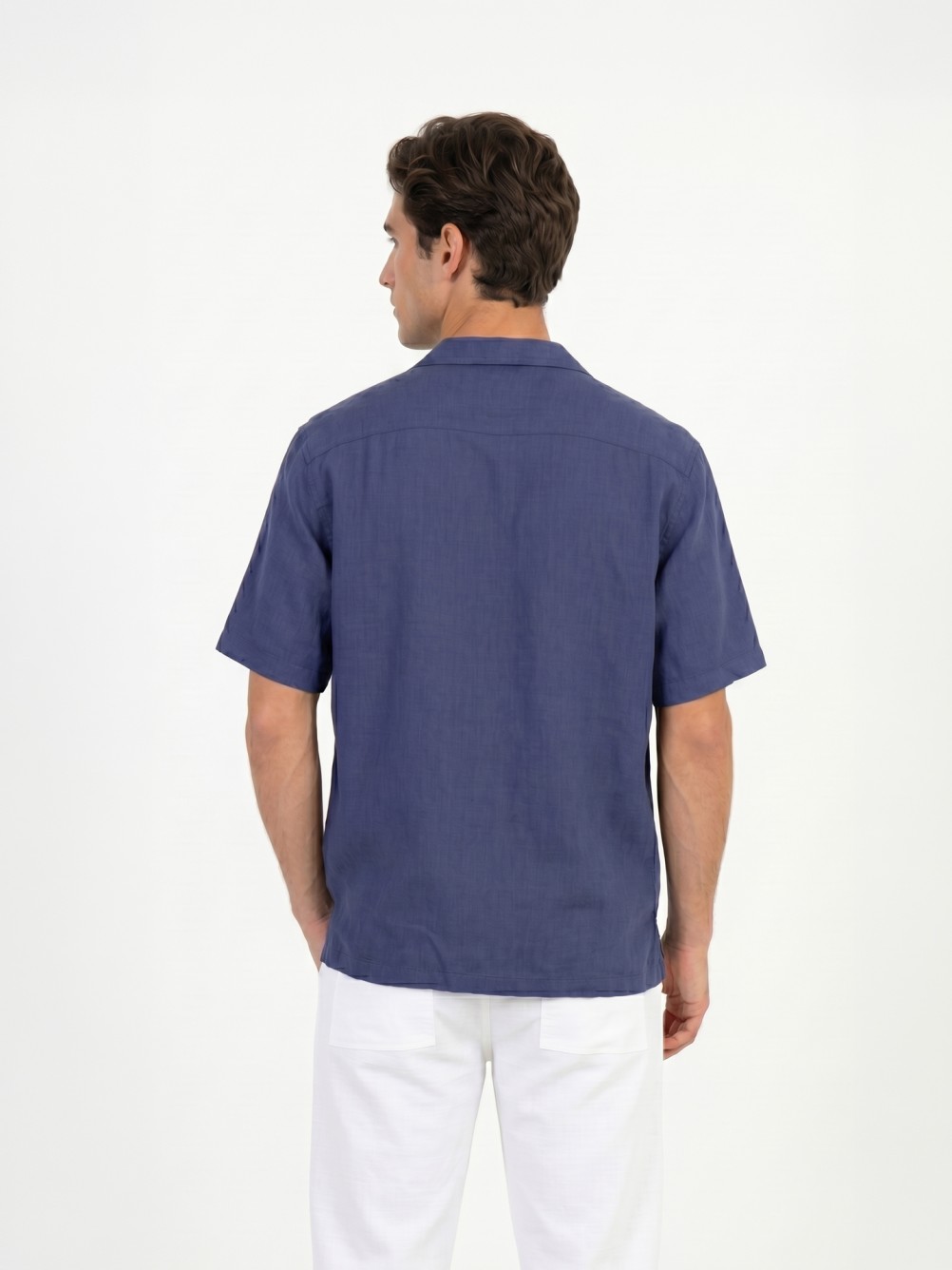 Plain linen shirt