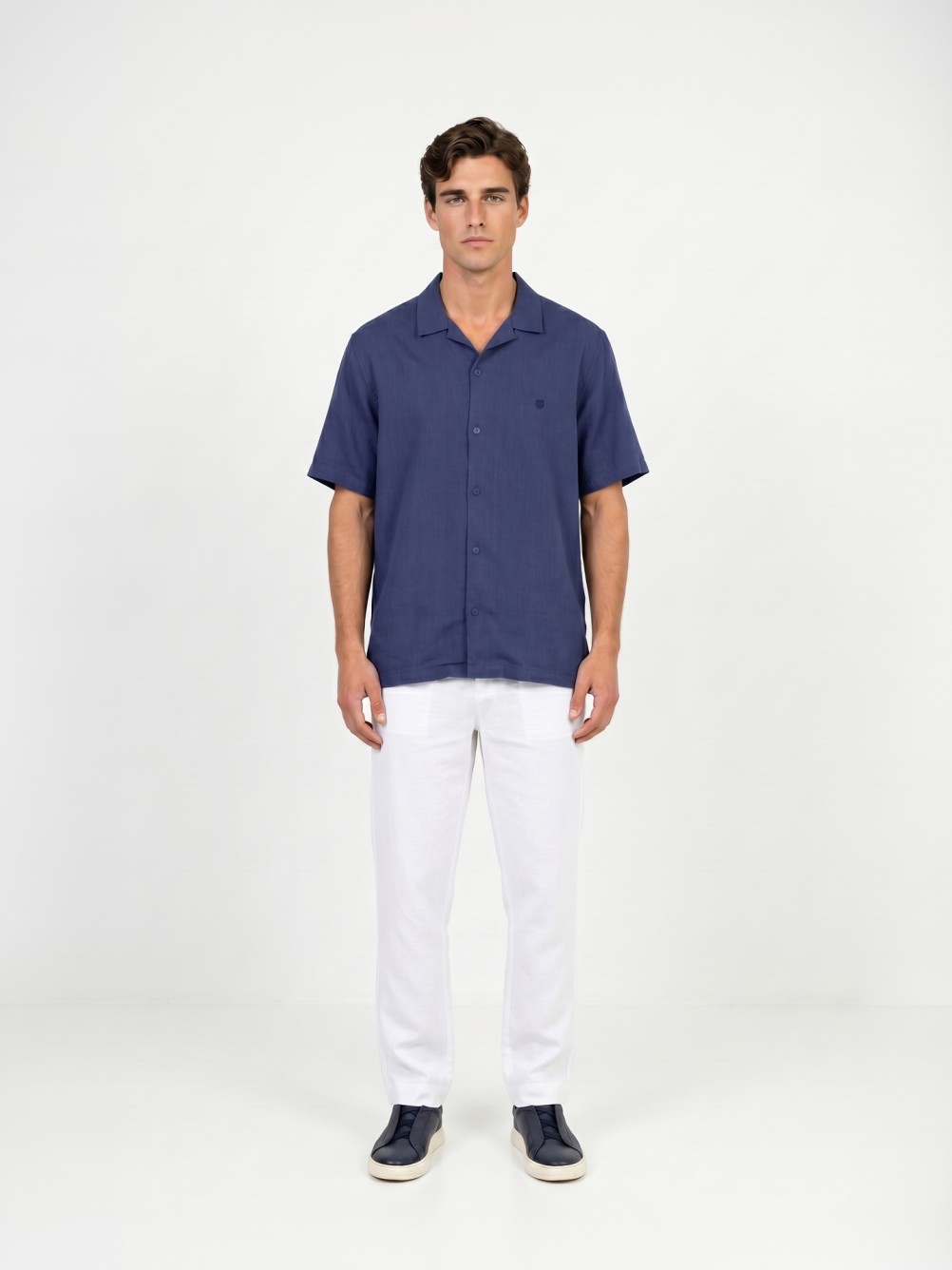Plain linen shirt