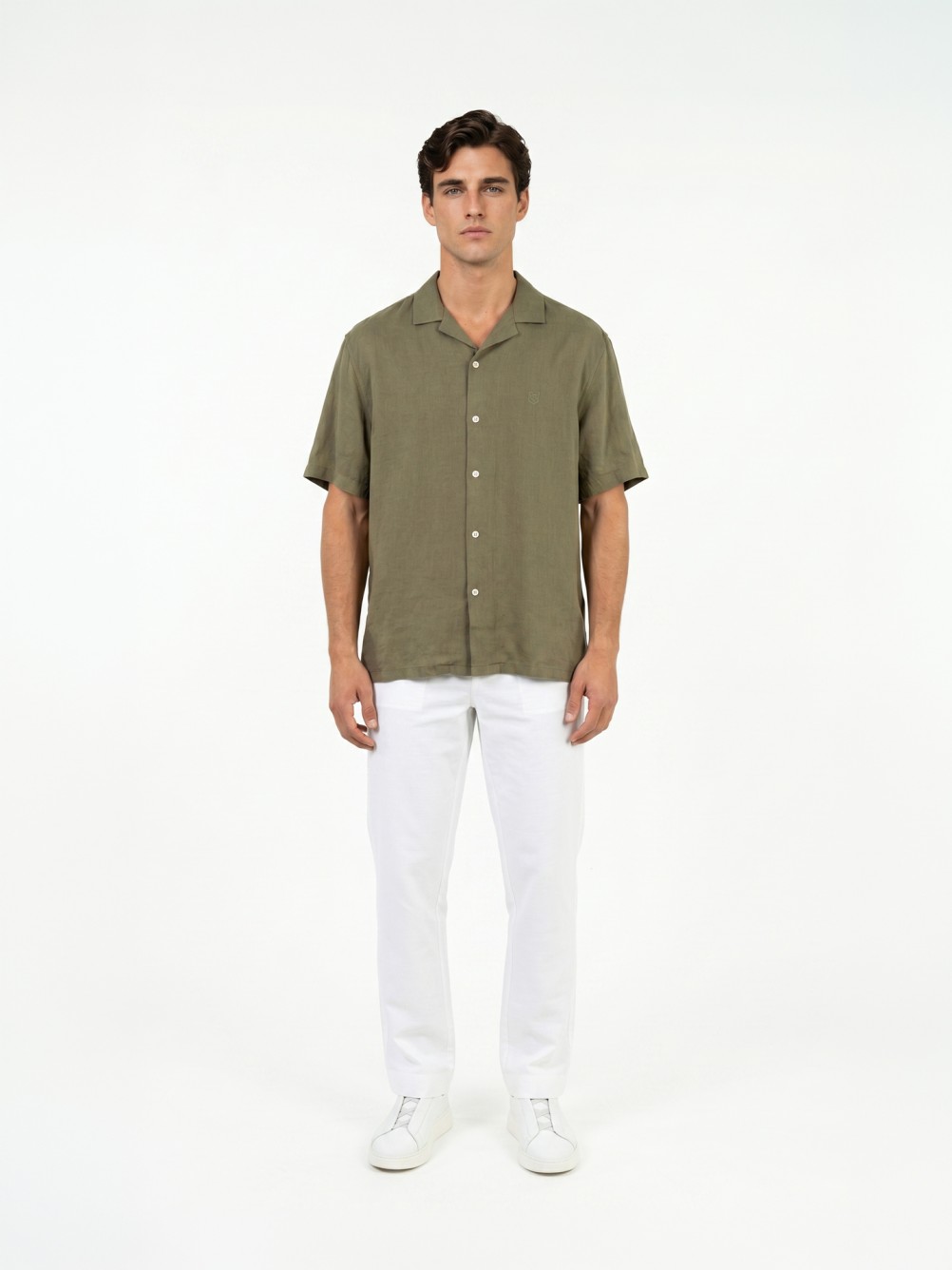 Plain linen shirt