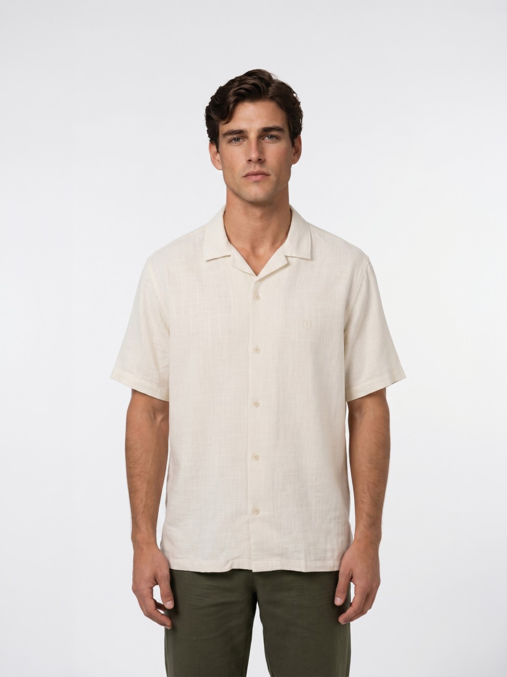 Plain linen shirt