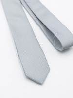 Gravata fina elegante