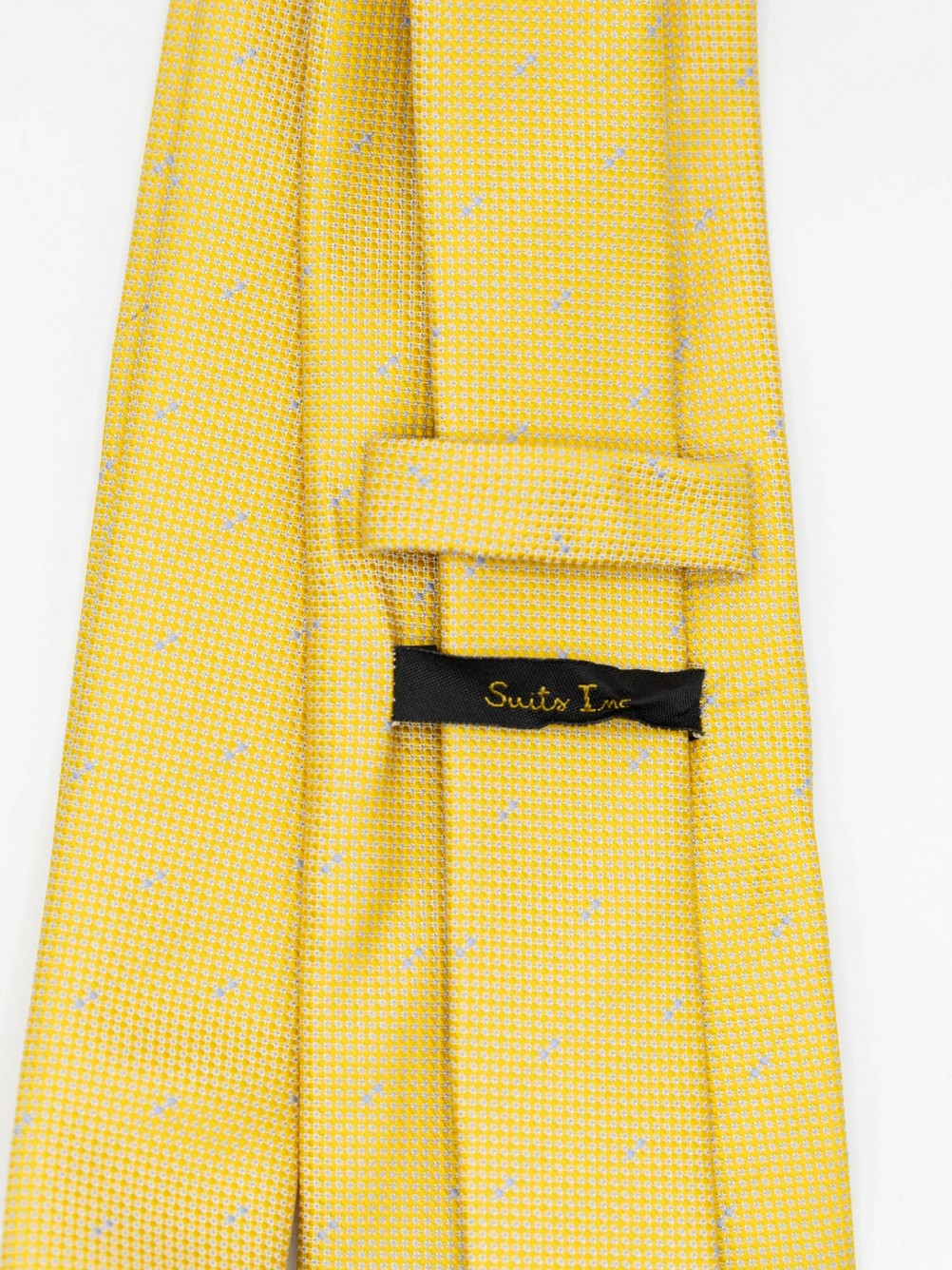 Elegant regular fit tie