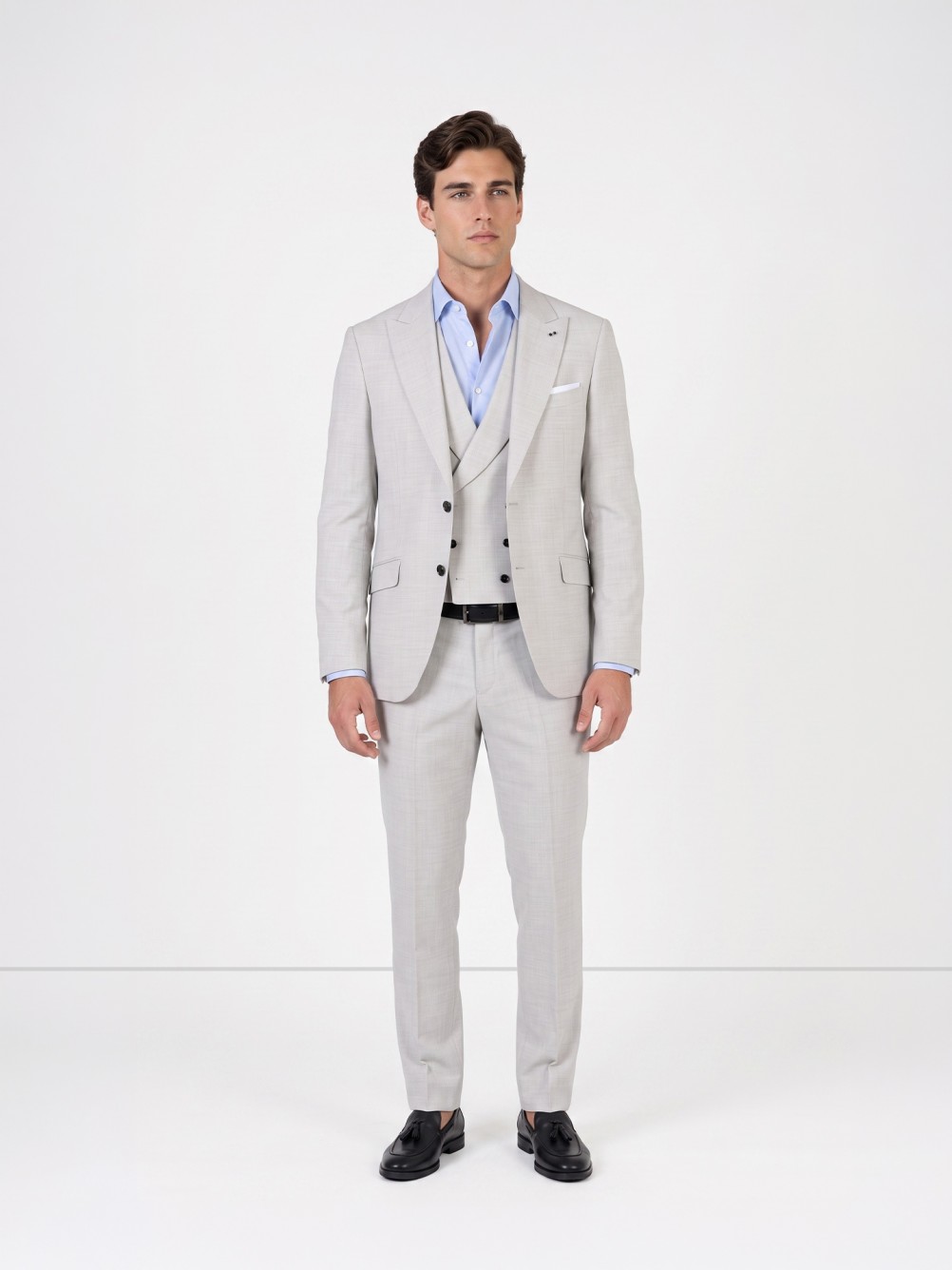 Fato liso slim fit com colete