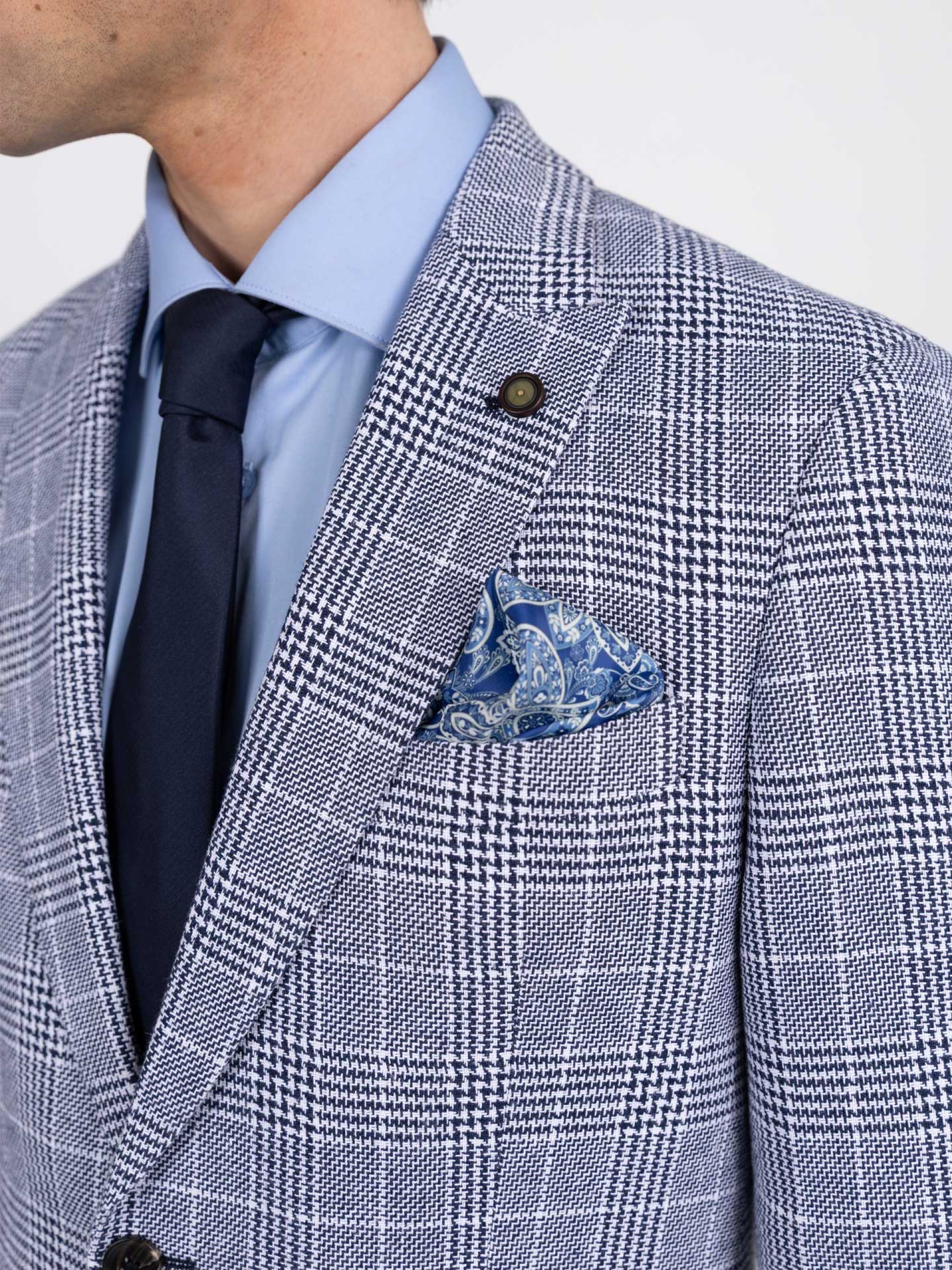 Blazer de padrão xadrez com linho