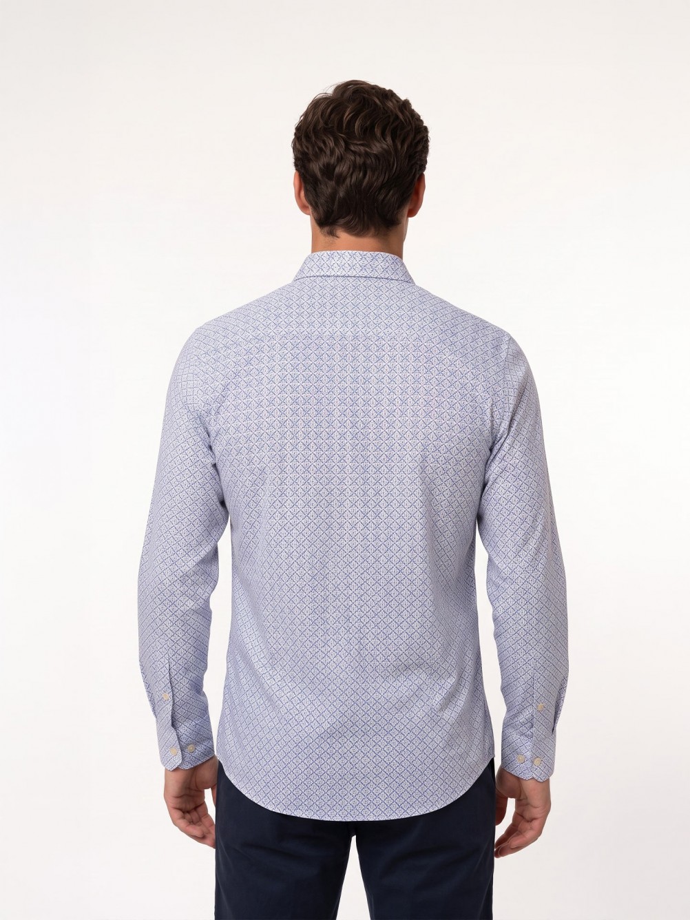 Camisa com padr�o 100% algod�o