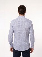 Camisa com padrão 100% algodão Camisa com padrão 100% algodão