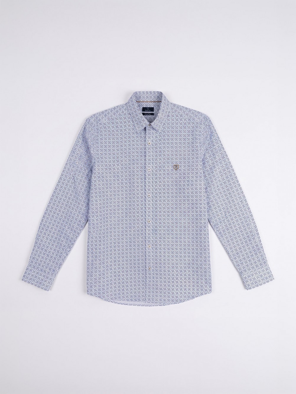 Camisa com padr�o 100% algod�o