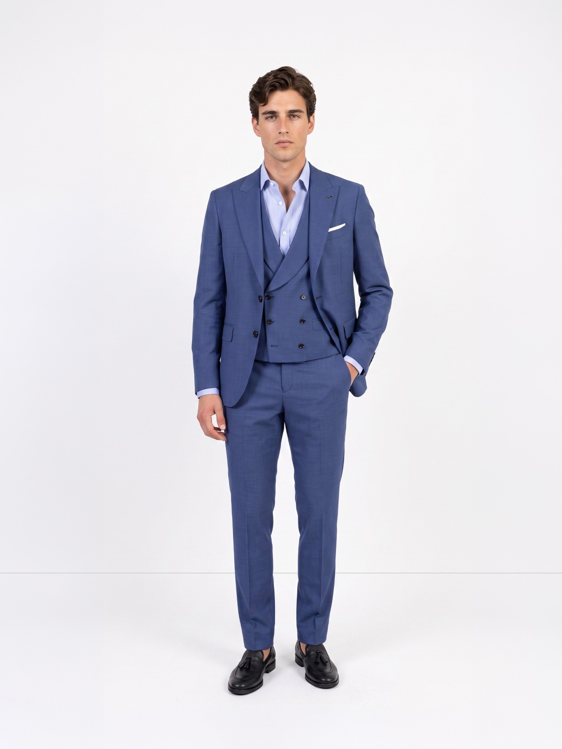 Fato liso slim fit com colete