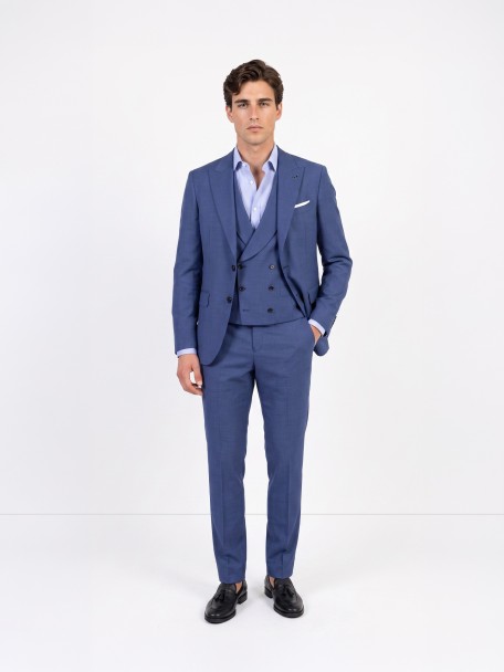 Fato liso slim fit com colete