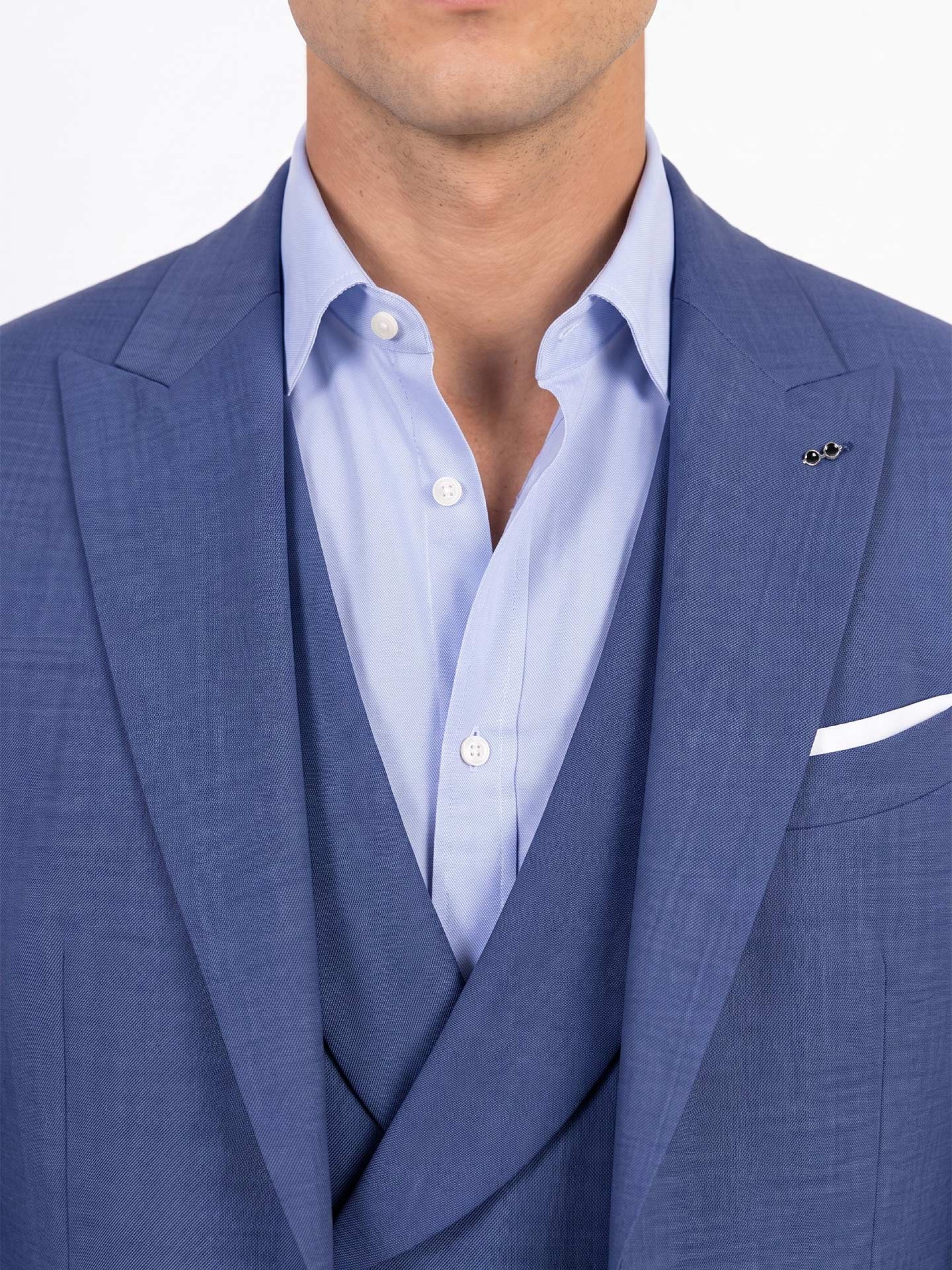Fato liso slim fit com colete