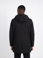 Parka técnica com capuz Parka técnica com capuz