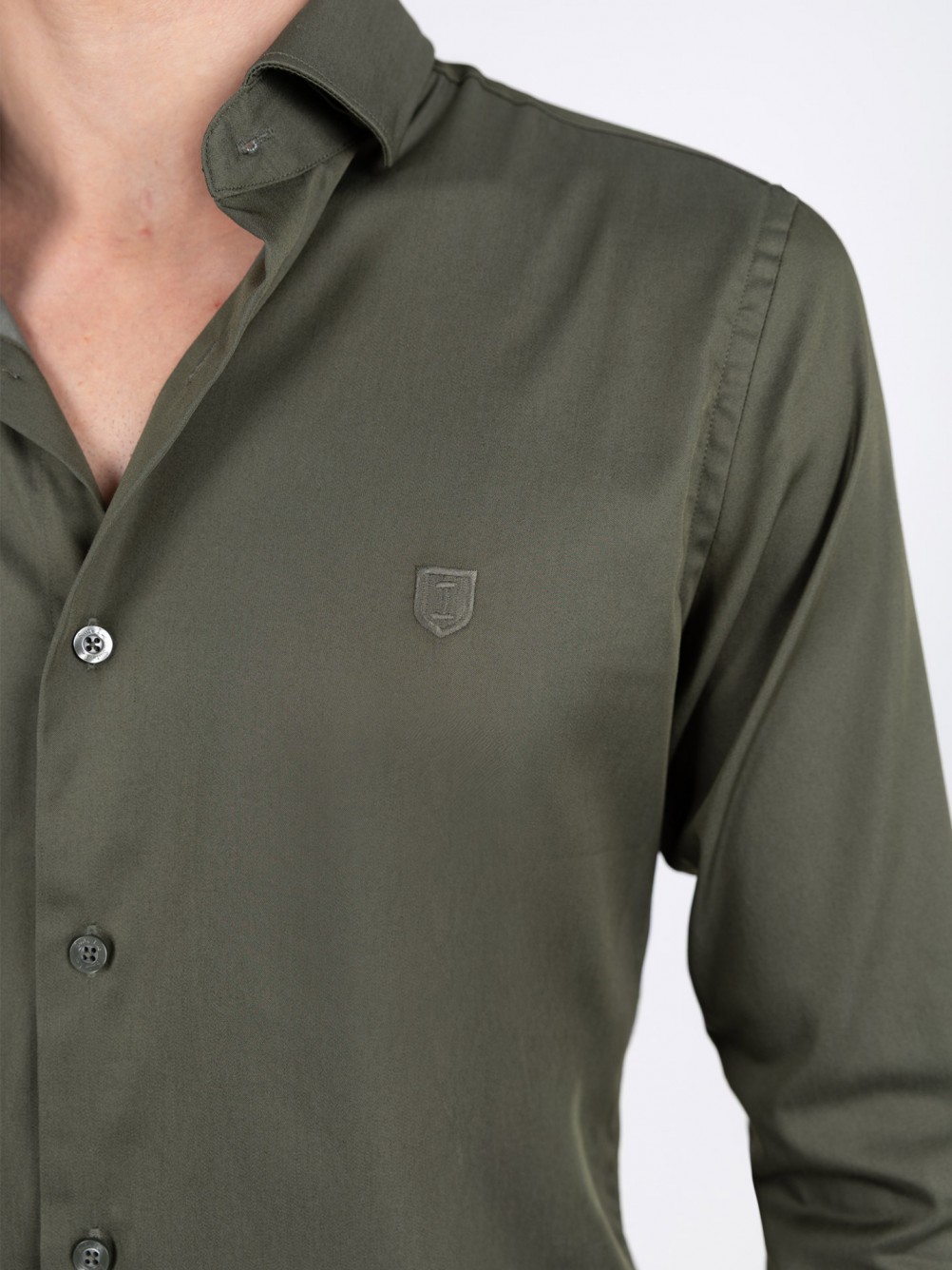 Camisa lisa Skinny Fit