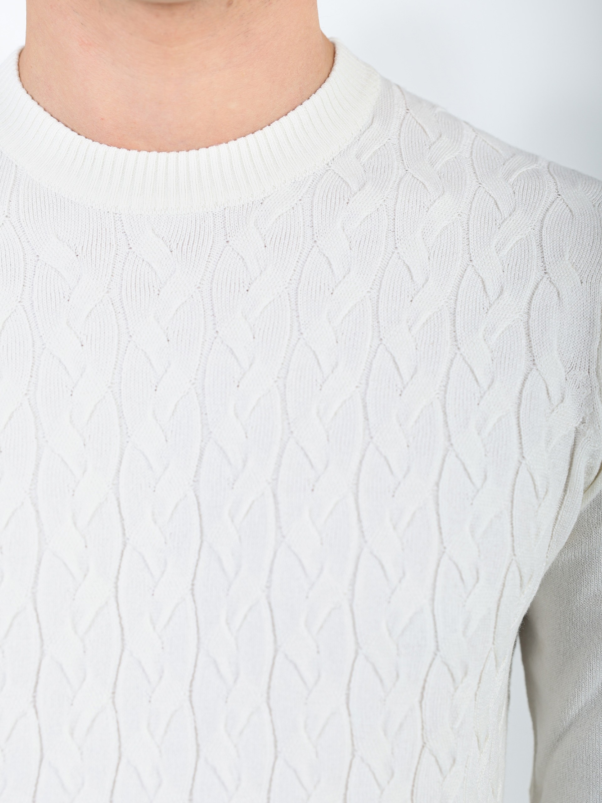 Camisola de malha com efeito entrançado