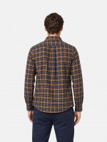 Cotton shirt with a checkered pattern Cotton shirt with a checkered pattern
