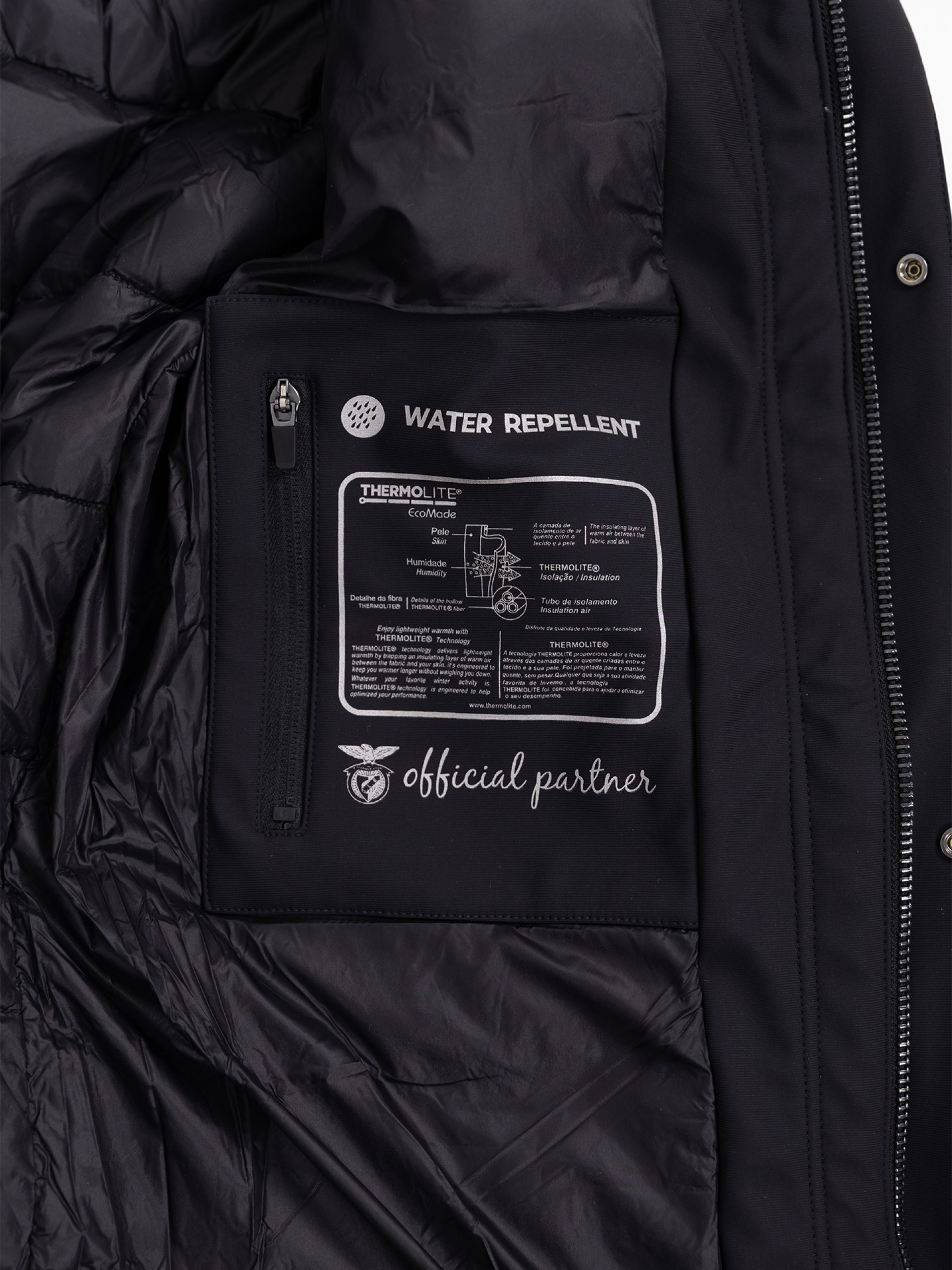 Parka técnica com capuz