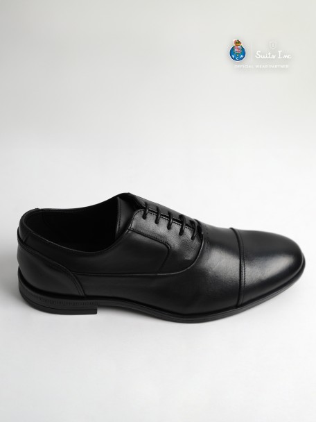 Sapato cl�ssico liso de pele