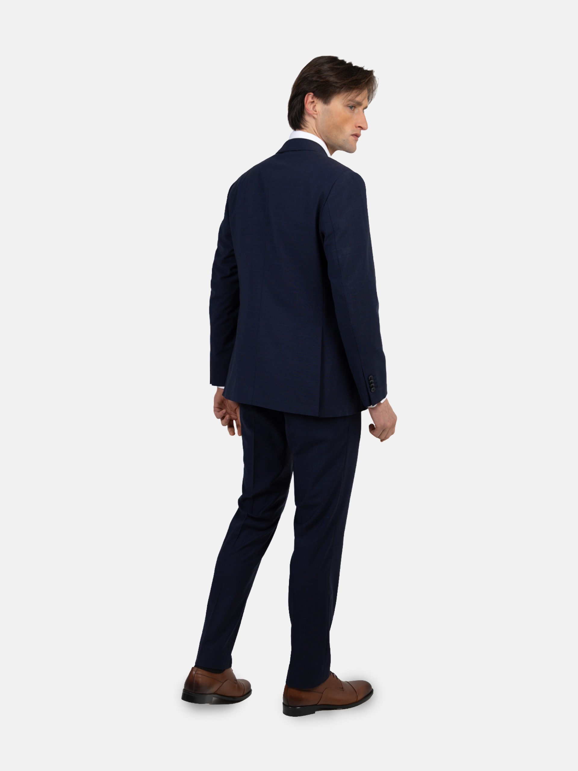 Traje azul cruzado con estampado