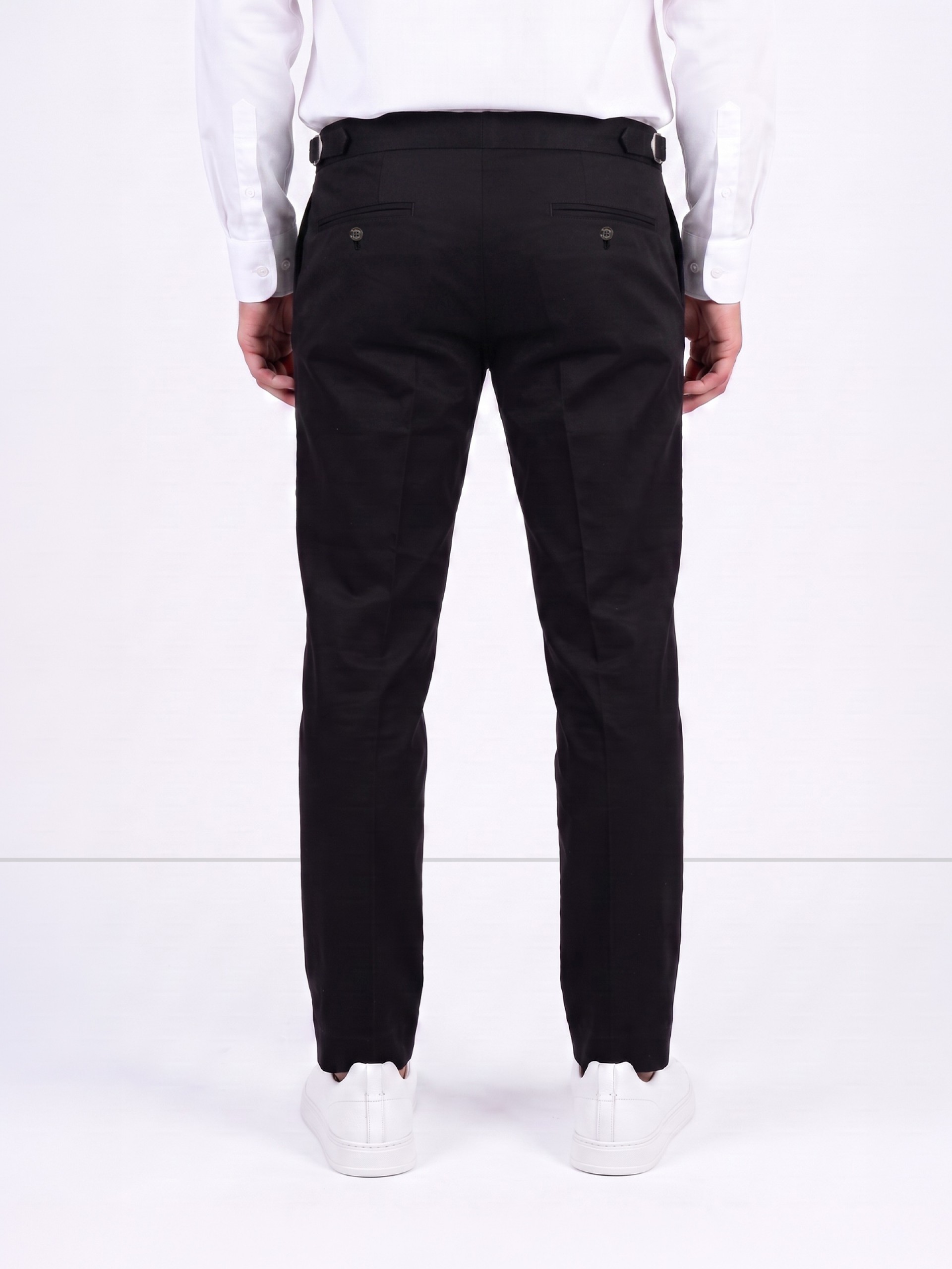 Calça chino ajustável