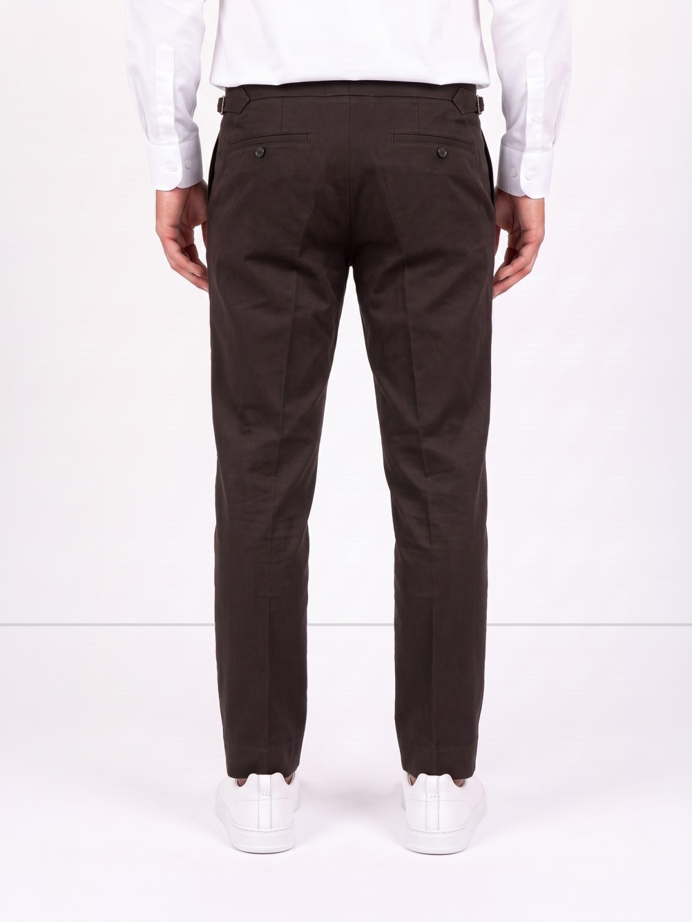 Calça chino ajustável