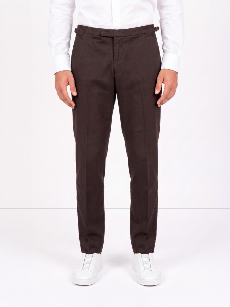 Cal�a chino ajust�vel