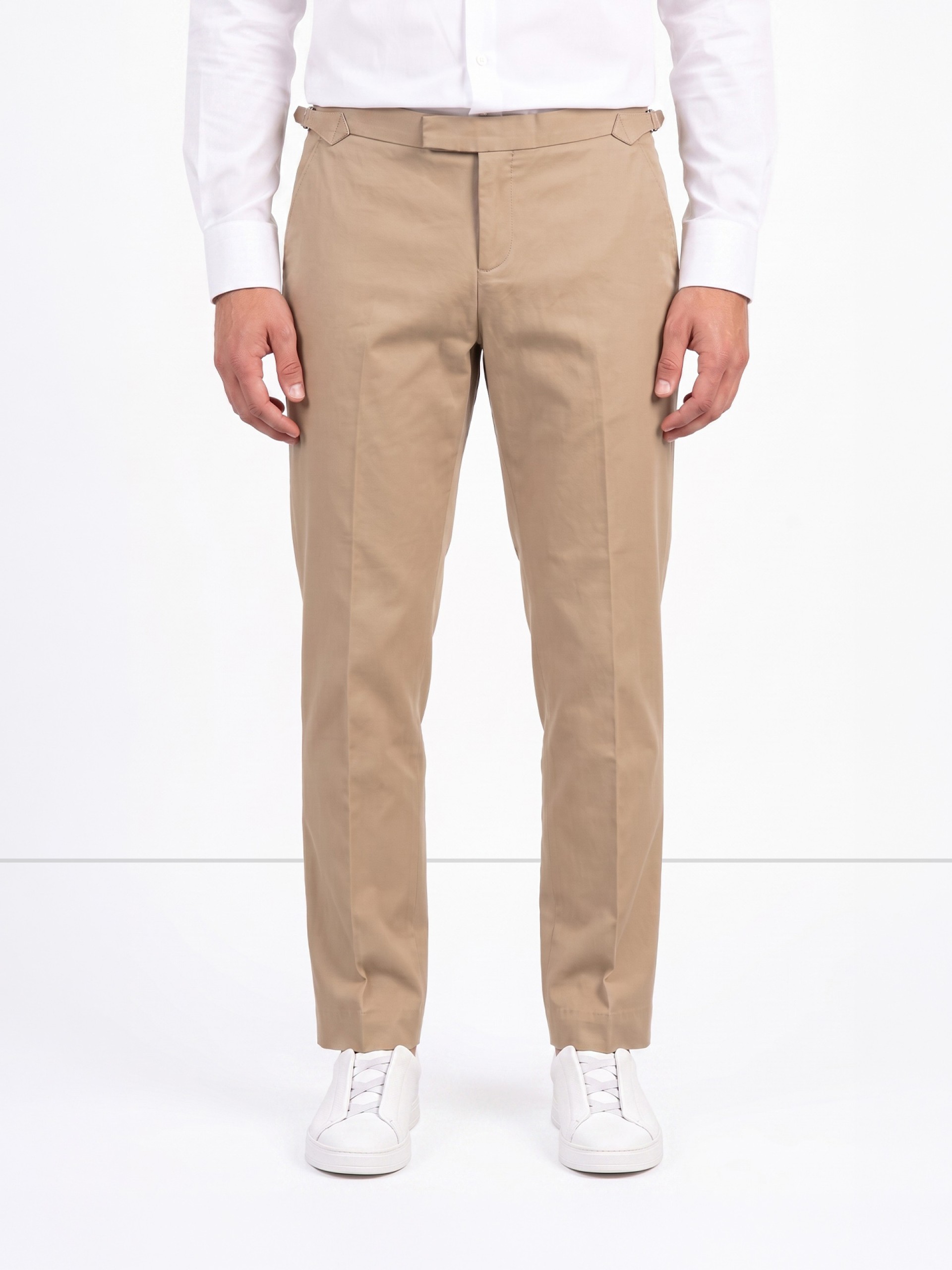 Calça chino ajustável