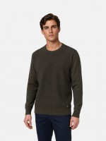 Crew neck knitted jumper Crew neck knitted jumper