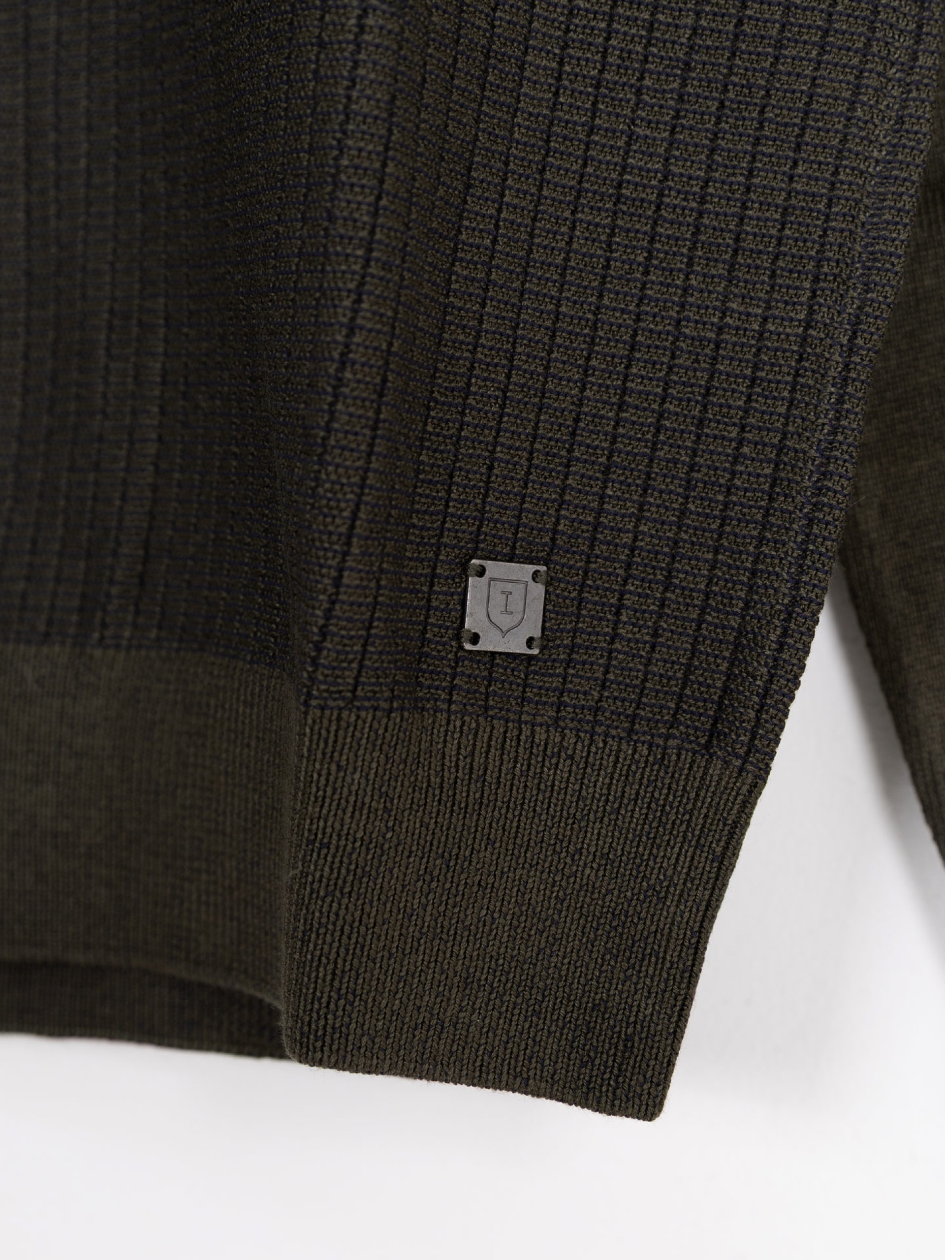 Crew neck knitted jumper