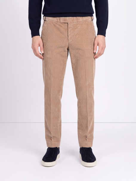 Pantal�n chino de pana con cintura ajustable