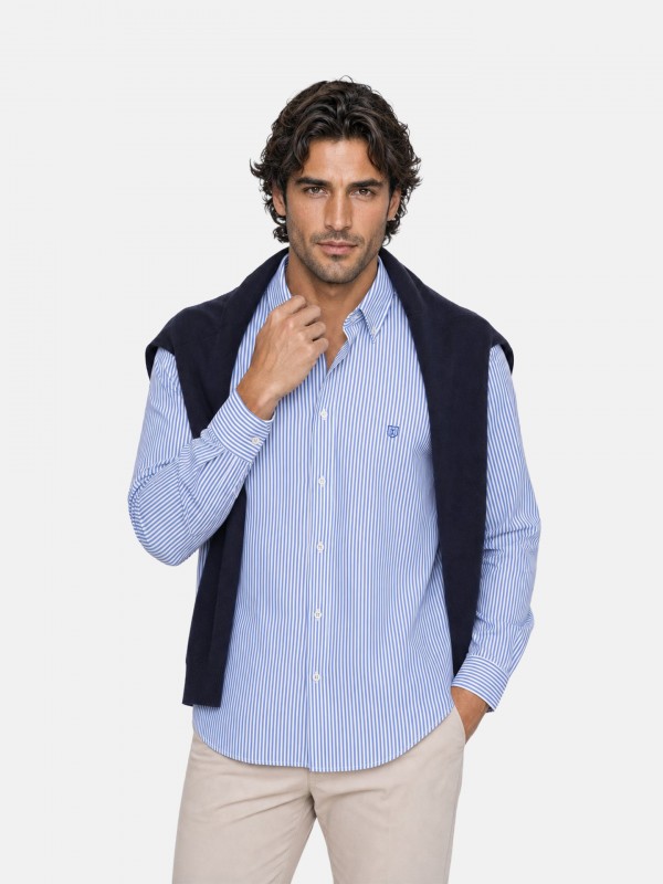 Camisa de algod�o com padr�o �s riscas