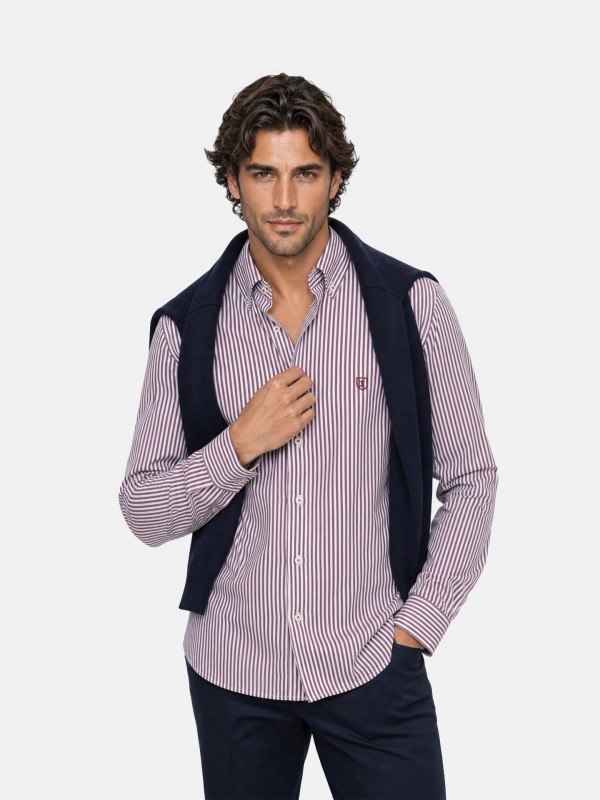 Camisa de algod�o com padr�o �s riscas