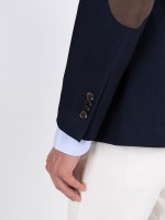 Blazer estruturado com cotoveleiras