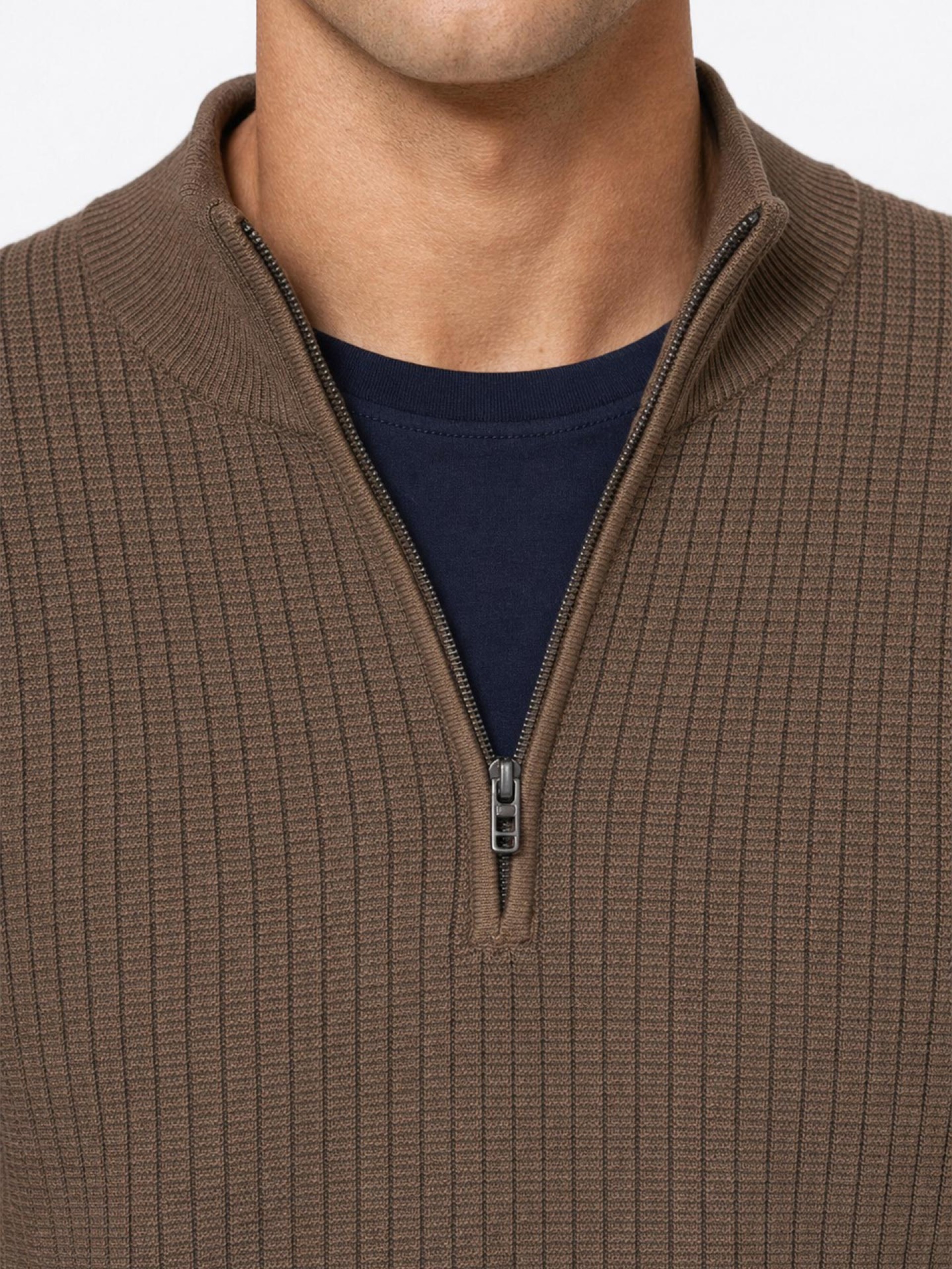 Camisola de malha com meio fecho