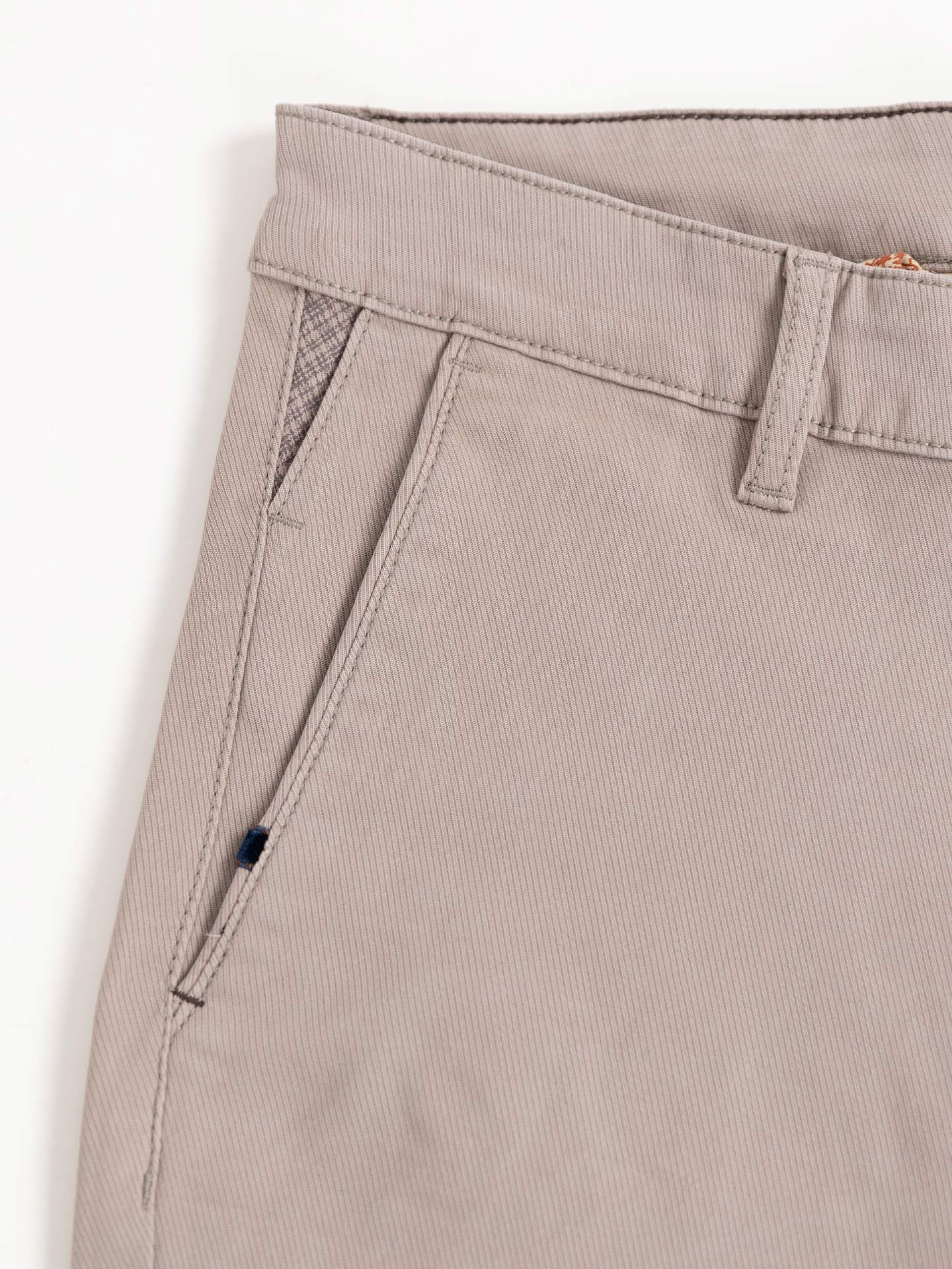 Calças chino de algodão elástico
