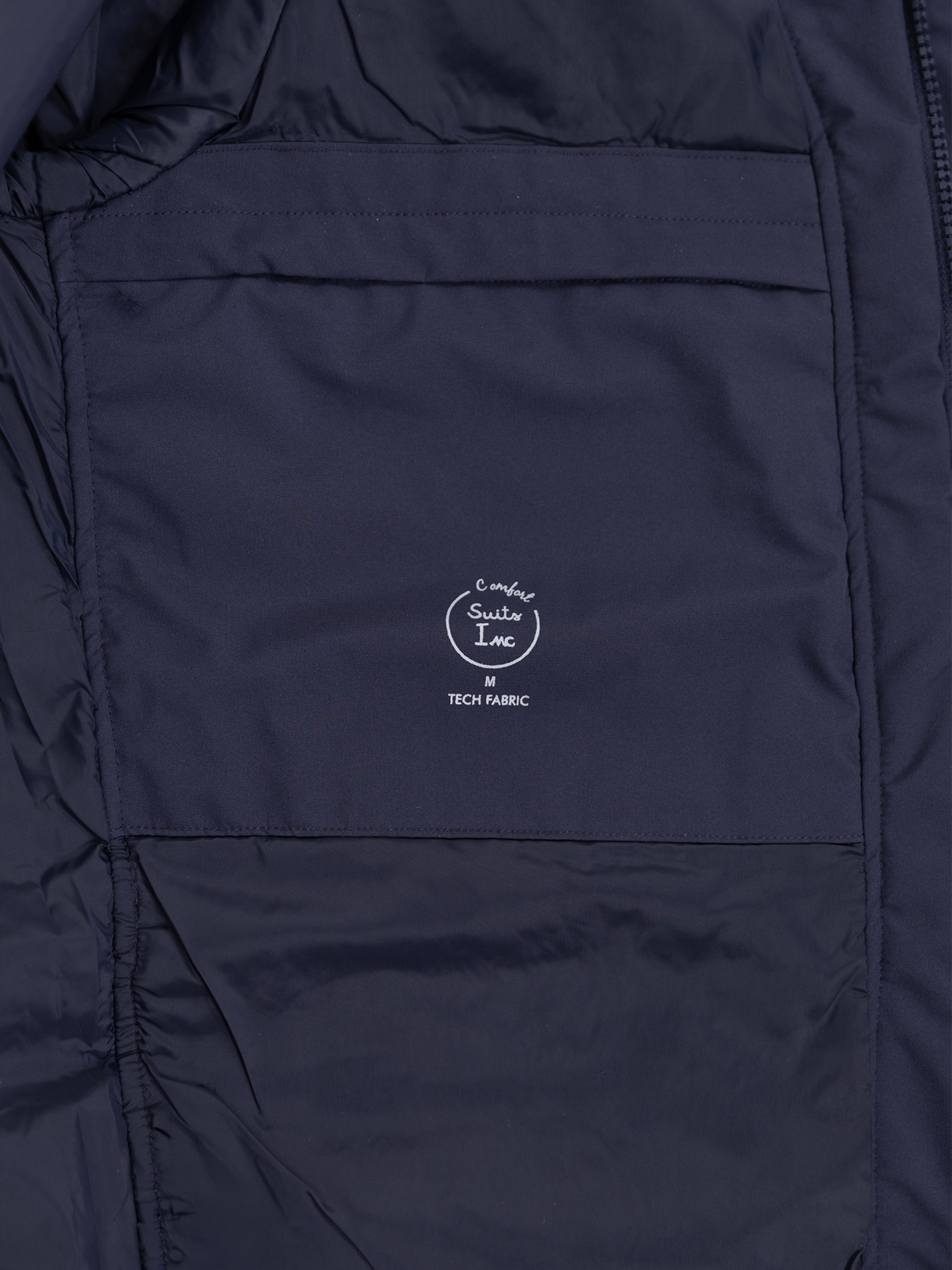 Technical jacket with patch pockets